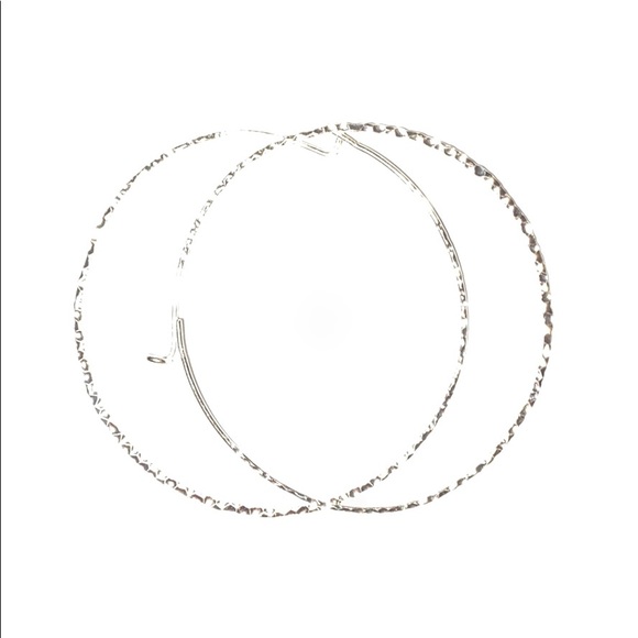 Golden silver hoops of many different sizes - Picture 8 of 10